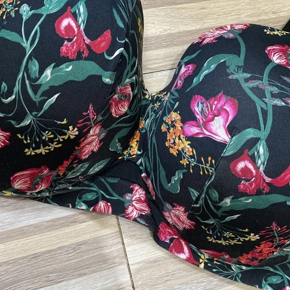 CLINIQUE full coverage bra size women’s 42H - Picture 3 of 8